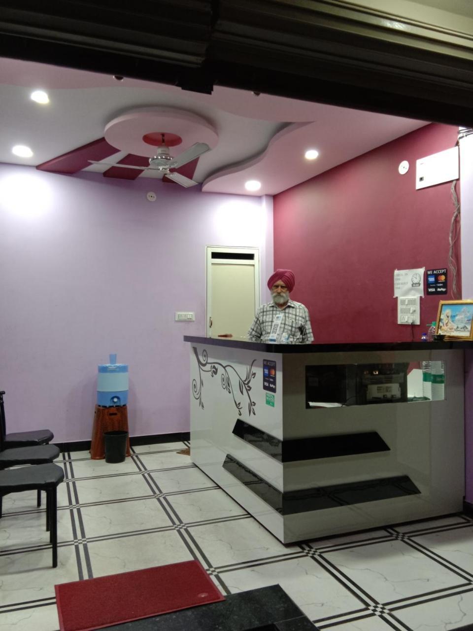 Shanti Guest House Ujjain Dış mekan fotoğraf